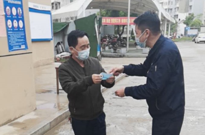景焦能源动力厂开展党员进社区服务助力“双创双修”1.jpg
